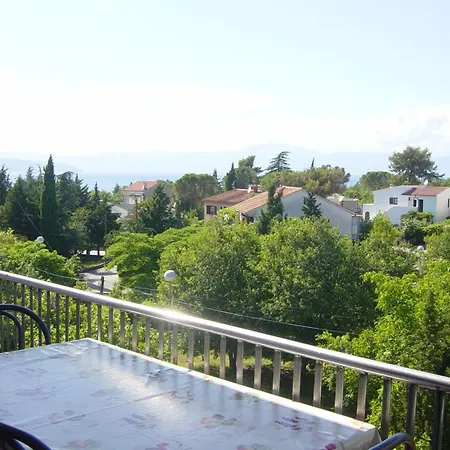 Schoene Und Moderne- Voll Ausgestattete In Ruhiger Lage By Interhome Apartamento