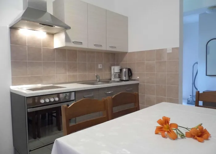 Schoene Und Moderne- Voll Ausgestattete In Ruhiger Lage By Interhome Malinska